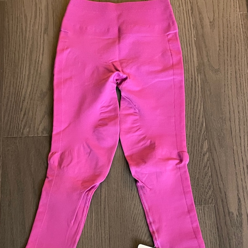 Zone In Tight Size 6 Lululemon